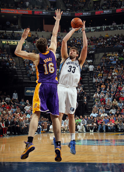 着冷静和出 着冷静和出