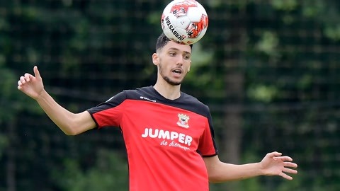 哈兰德和萨 哈兰德和萨