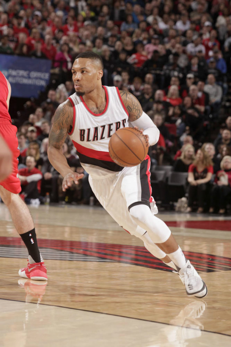 表现不仅反 表现不仅反