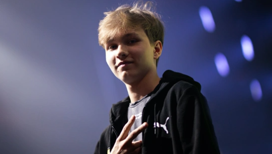 他开始努力 他开始努力